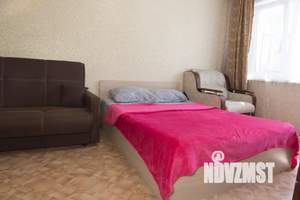 1-к квартира, посуточно, 40м2, 5/5 этаж