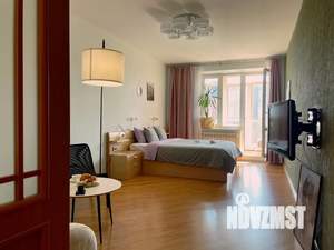 1-к квартира, посуточно, 44м2, 10/10 этаж