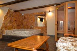 2-к квартира, посуточно, 58м2, 1/2 этаж