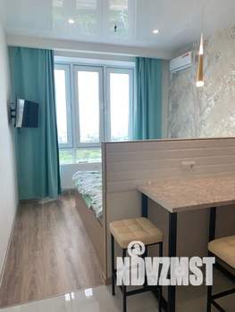 Студия квартира, посуточно, 21м2, 10/19 этаж
