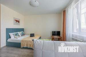 1-к квартира, посуточно, 32м2, 1/1 этаж