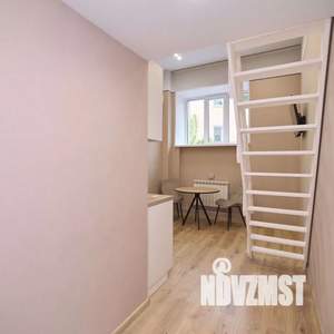 Студия квартира, посуточно, 18м2, 1/6 этаж