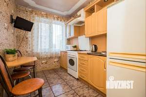 3-к квартира, посуточно, 78м2, 1/1 этаж