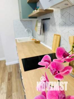 Студия квартира, посуточно, 36м2, 15/25 этаж