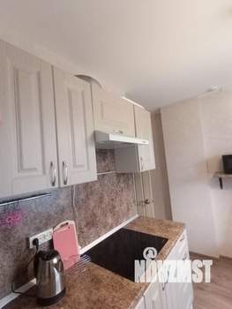 1-к квартира, посуточно, 35м2, 4/25 этаж
