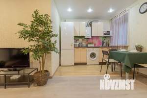 Студия квартира, посуточно, 32м2, 4/4 этаж