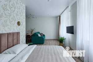 Студия квартира, посуточно, 32м2, 1/5 этаж