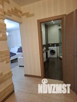 1-к квартира, посуточно, 44м2, 9/9 этаж