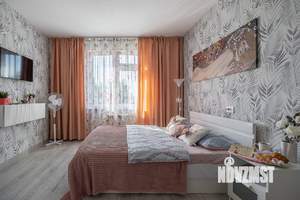 1-к квартира, посуточно, 32м2, 3/10 этаж