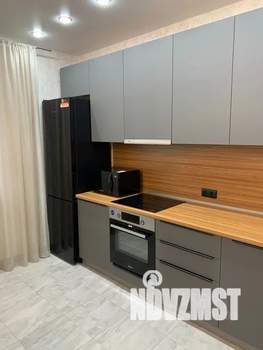 2-к квартира, посуточно, 63м2, 10/18 этаж