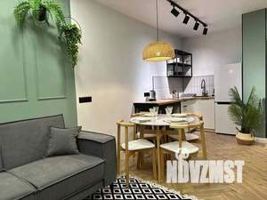 1-к квартира, посуточно, 40м2, 1/1 этаж
