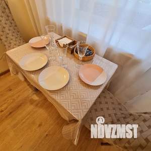 2-к квартира, посуточно, 42м2, 3/5 этаж