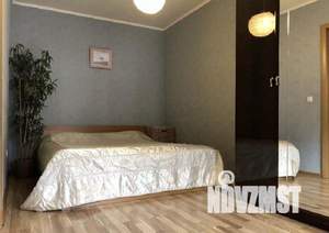 2-к квартира, посуточно, 52м2, 1/1 этаж