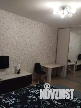 1-к квартира, посуточно, 32м2, 8/10 этаж