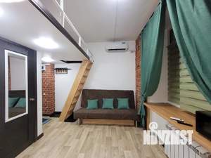Студия квартира, посуточно, 22м2, 1/4 этаж