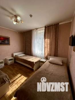 3-к квартира, посуточно, 53м2, 2/2 этаж