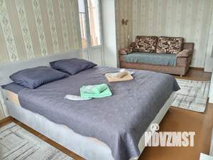 1-к квартира, посуточно, 43м2, 7/9 этаж
