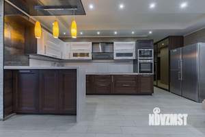 3-к квартира, посуточно, 100м2, 1/1 этаж