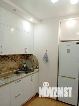 1-к квартира, посуточно, 40м2, 8/18 этаж