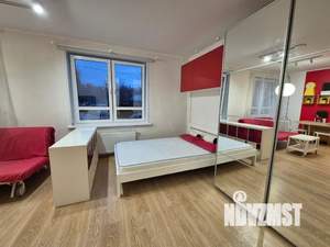 Студия квартира, посуточно, 32м2, 1/25 этаж