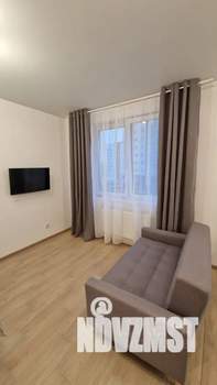 Студия квартира, посуточно, 25м2, 2/10 этаж