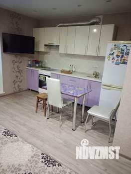 Студия квартира, посуточно, 28м2, 3/11 этаж