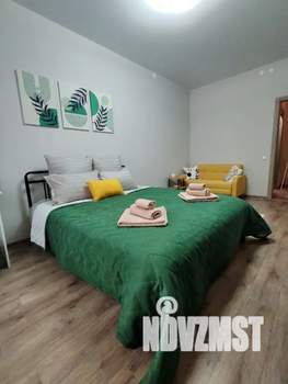 1-к квартира, посуточно, 38м2, 8/18 этаж