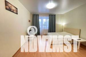 1-к квартира, посуточно, 38м2, 7/10 этаж