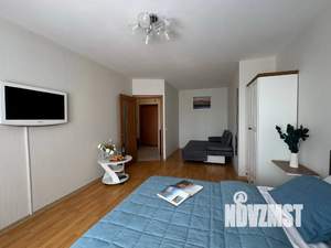 1-к квартира, посуточно, 43м2, 6/17 этаж