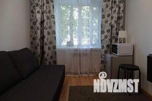 1-к квартира, посуточно, 13м2, 1/5 этаж