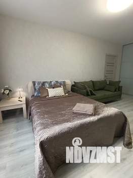 1-к квартира, посуточно, 42м2, 6/13 этаж