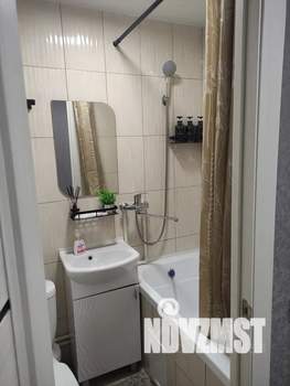 Студия квартира, посуточно, 14м2, 1/5 этаж