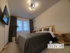 1-к квартира, посуточно, 37м2, 1/1 этаж