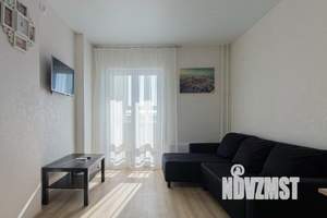 1-к квартира, посуточно, 42м2, 1/1 этаж