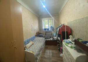 3-к квартира, вторичка, 52м2, 1/3 этаж
