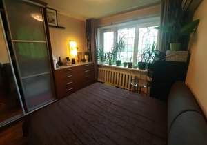 3-к квартира, вторичка, 61м2, 1/5 этаж