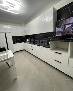 1-к квартира, вторичка, 51м2, 13/17 этаж