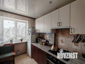 3-к квартира, вторичка, 63м2, 8/9 этаж