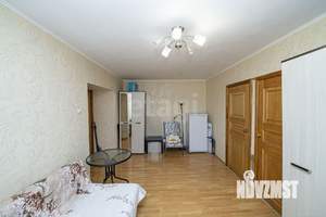 4-к квартира, вторичка, 58м2, 5/5 этаж