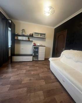 3-к квартира, вторичка, 70м2, 10/10 этаж