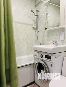 2-к квартира, вторичка, 40м2, 1/4 этаж