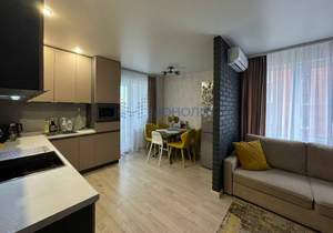 2-к квартира, вторичка, 77м2, 7/16 этаж