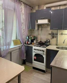 2-к квартира, вторичка, 44м2, 1/5 этаж