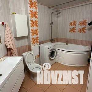 2-к квартира, вторичка, 56м2, 9/10 этаж