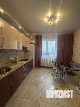 2-к квартира, вторичка, 66м2, 8/17 этаж