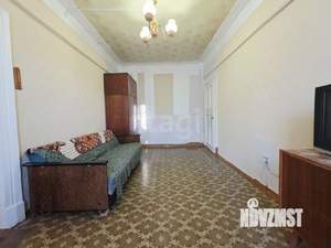 3-к квартира, вторичка, 42м2, 1/2 этаж