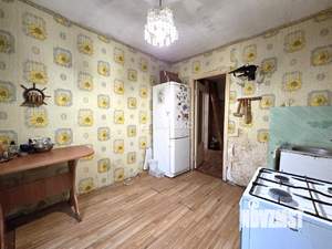 2-к квартира, вторичка, 50м2, 1/10 этаж