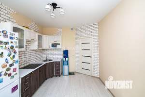 Студия квартира, вторичка, 38м2, 1/14 этаж