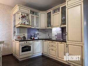 2-к квартира, вторичка, 62м2, 10/18 этаж