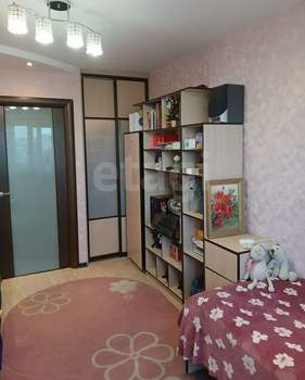 3-к квартира, вторичка, 63м2, 7/9 этаж